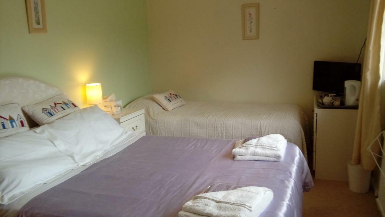 Lavender House Hotel Bridgend  Eksteriør billede