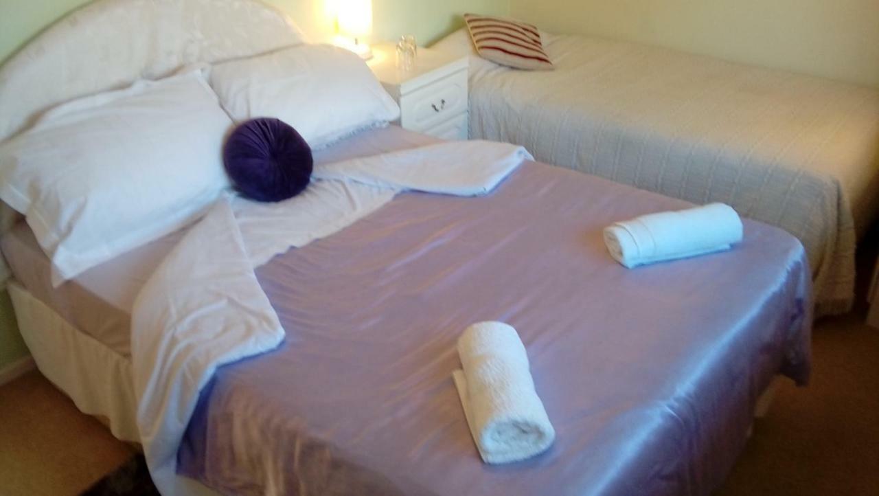 Lavender House Hotel Bridgend  Eksteriør billede