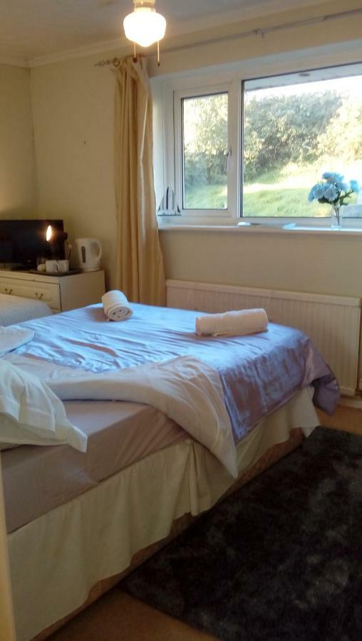 Lavender House Hotel Bridgend  Eksteriør billede